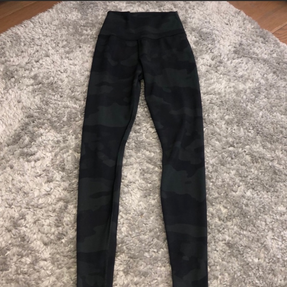 Alo High-Waist Camo Vapor Legging